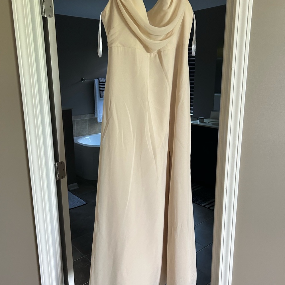 Elegant Cream Sleeveless Dress